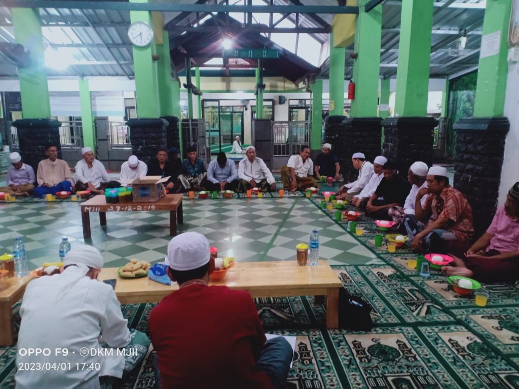 buka puasa bersama dimasjid
