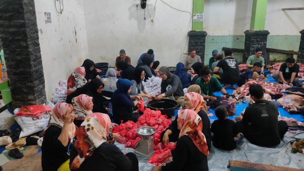 kegiatan sosial di masjid