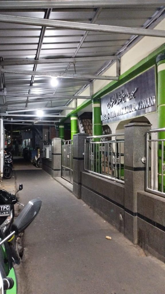 jalanan untuk sholat